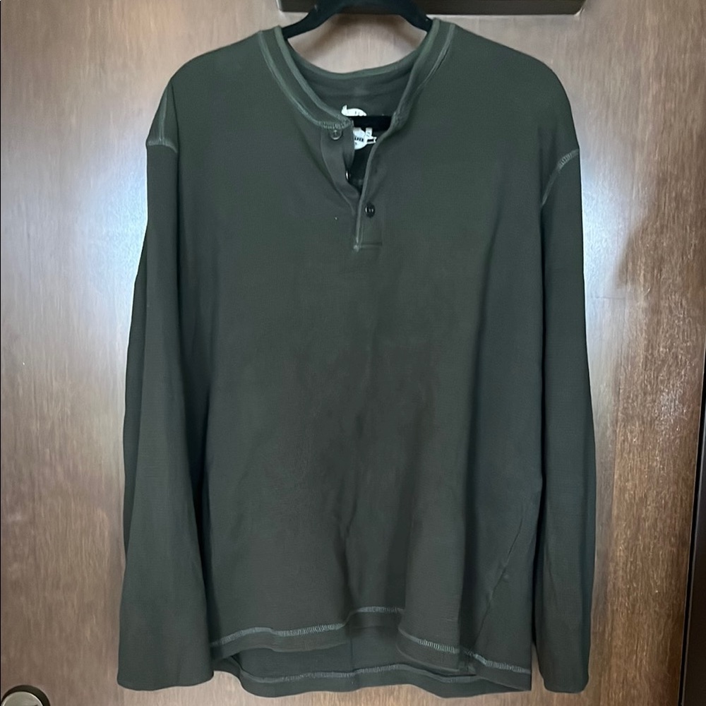 Men's Green Eddie Bauer Henley Shirt Vintage XL